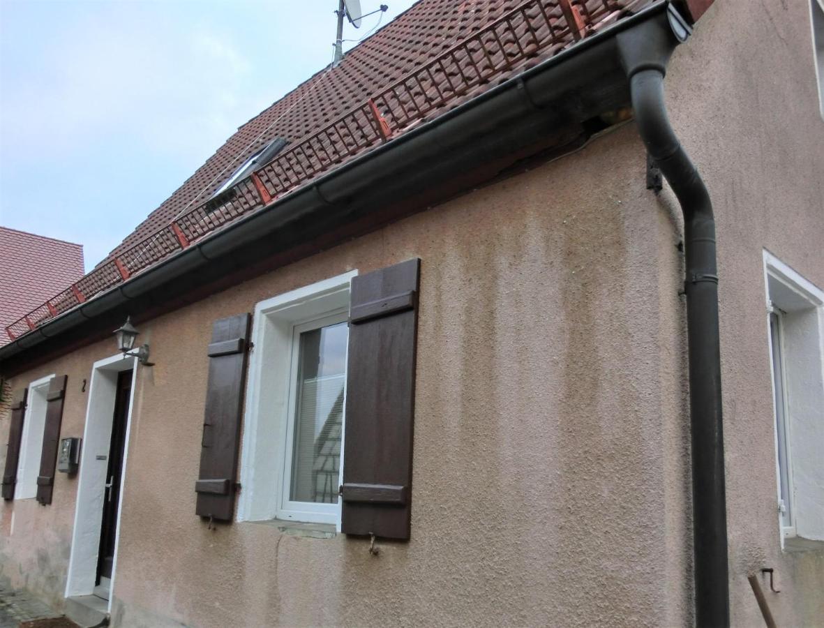 Ferien-Messe-Handwerkerwohnung-Haustiere Willkommen Lauf an der Pegnitz Bagian luar foto