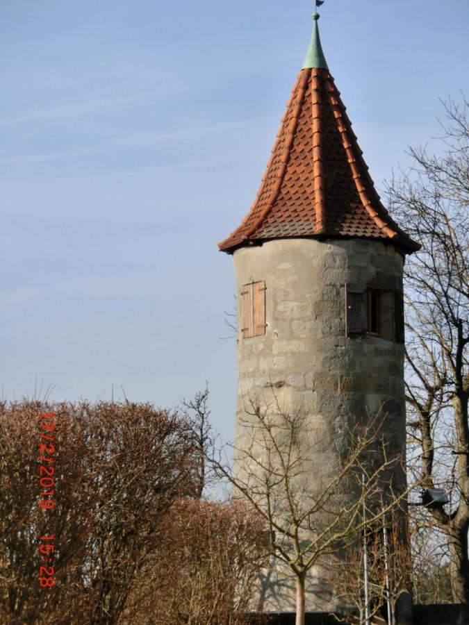 Ferien-Messe-Handwerkerwohnung-Haustiere Willkommen Lauf an der Pegnitz Bagian luar foto